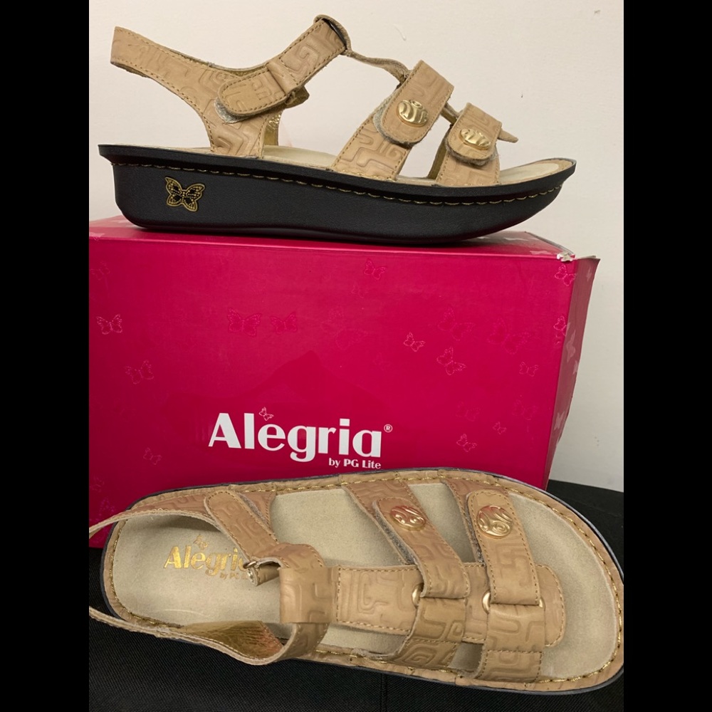 New In Box   Alegria Sandals.  Sz41